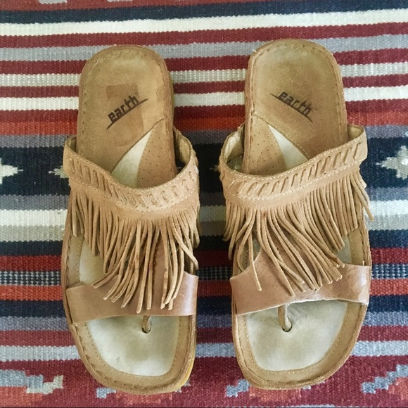 earth shoes hibiscus